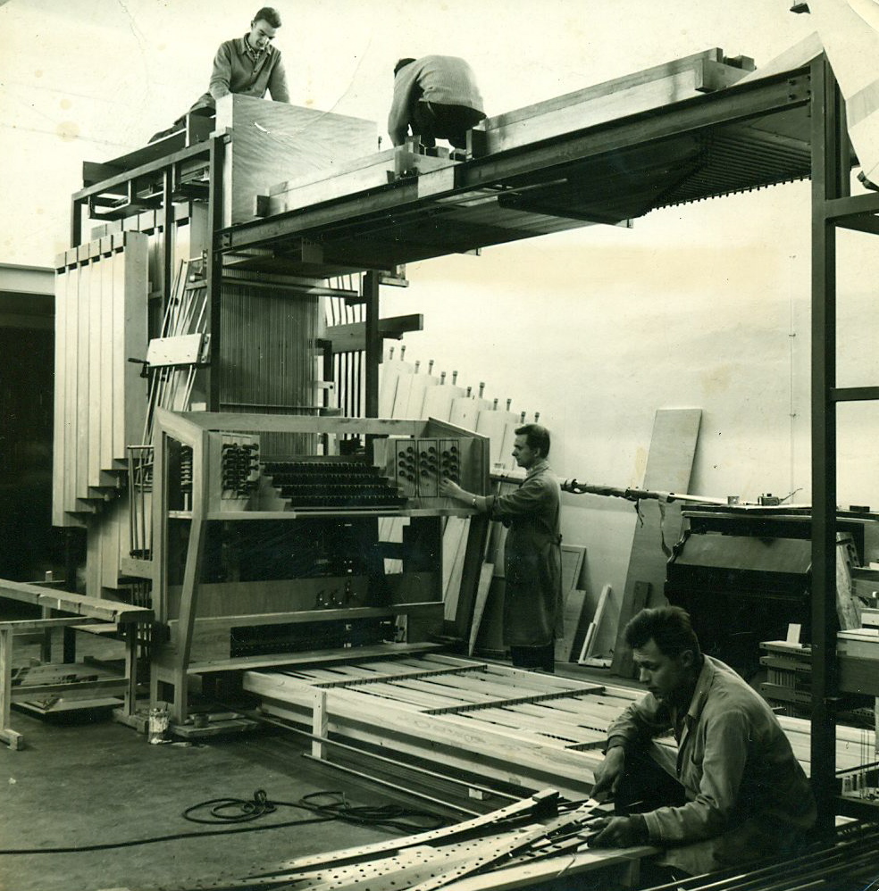 1964 Werkstatt Montage Olympiaorgel